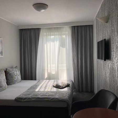 Jasminowy Gaj Bed and Breakfast Inowrocław Exteriör bild