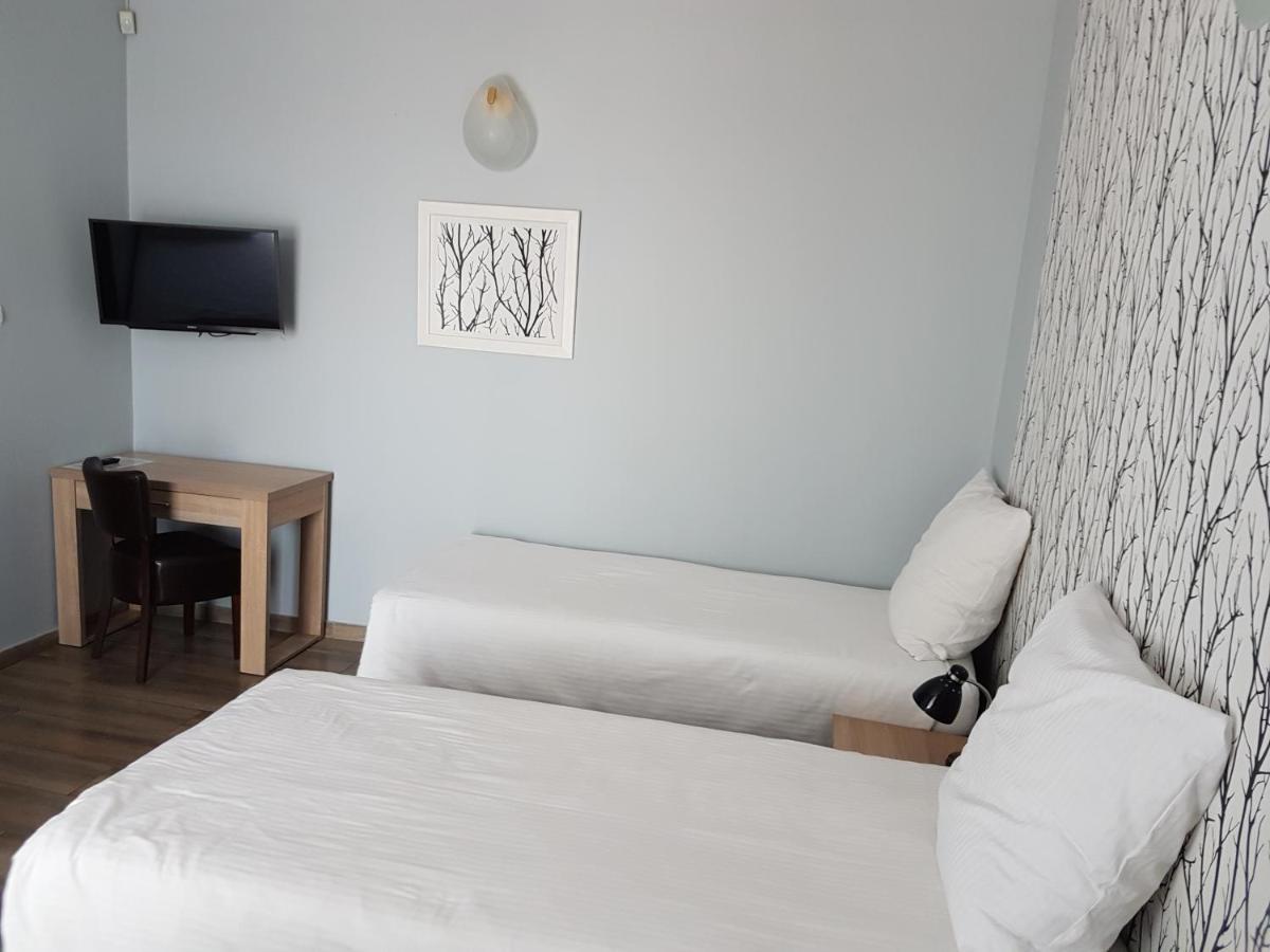 Jasminowy Gaj Bed and Breakfast Inowrocław Exteriör bild