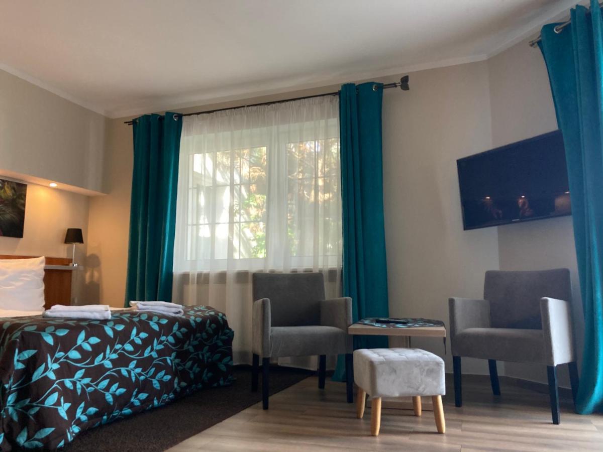 Jasminowy Gaj Bed and Breakfast Inowrocław Exteriör bild